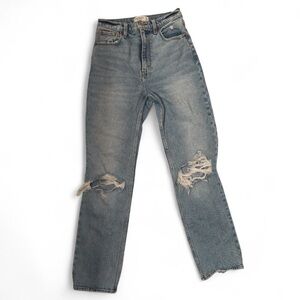 Abercrombie & Fitch | The 90’s Straight | Ultra High Rise | Size 27 (4R)